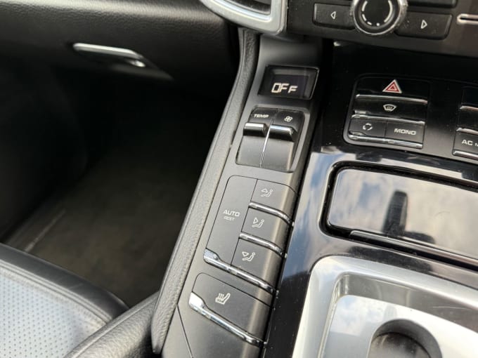 2025 Porsche Cayenne