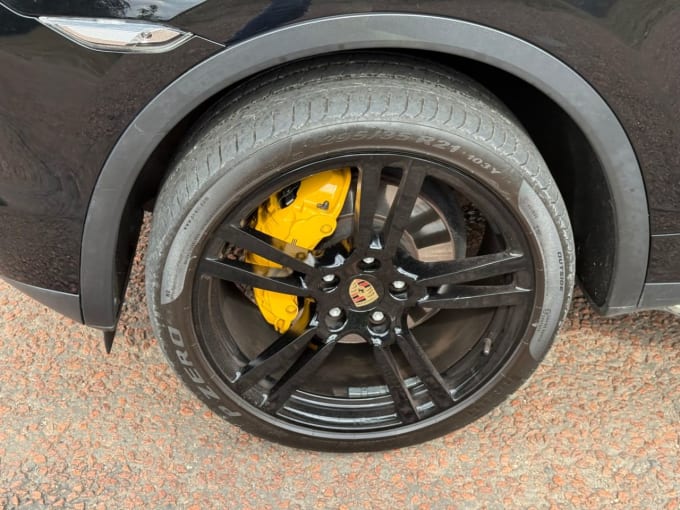 2025 Porsche Cayenne