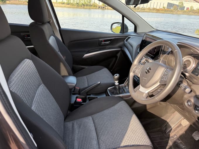 2025 Suzuki S-cross