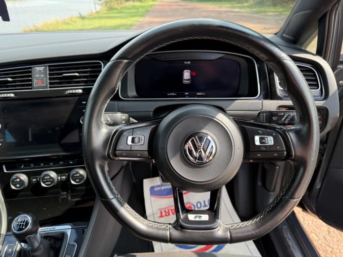 2025 Volkswagen Golf
