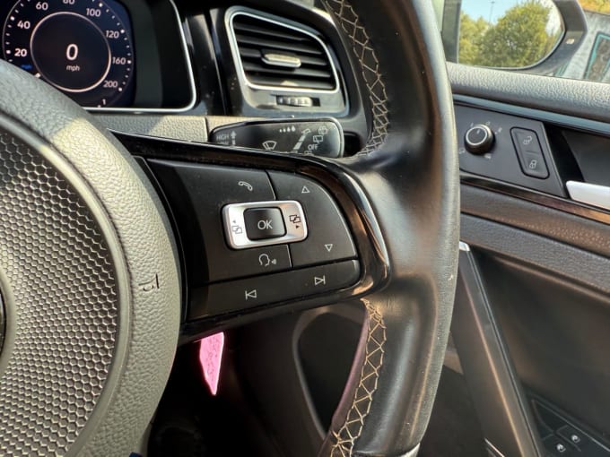 2025 Volkswagen Golf