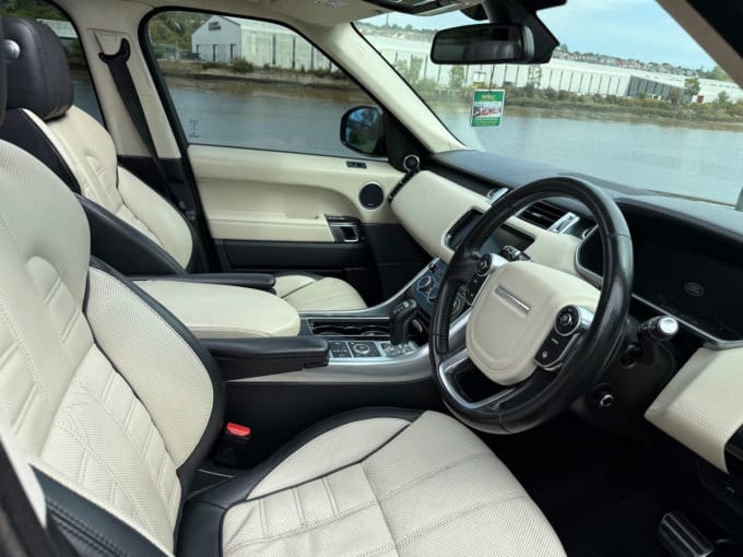 2025 Land Rover Range Rover Sport