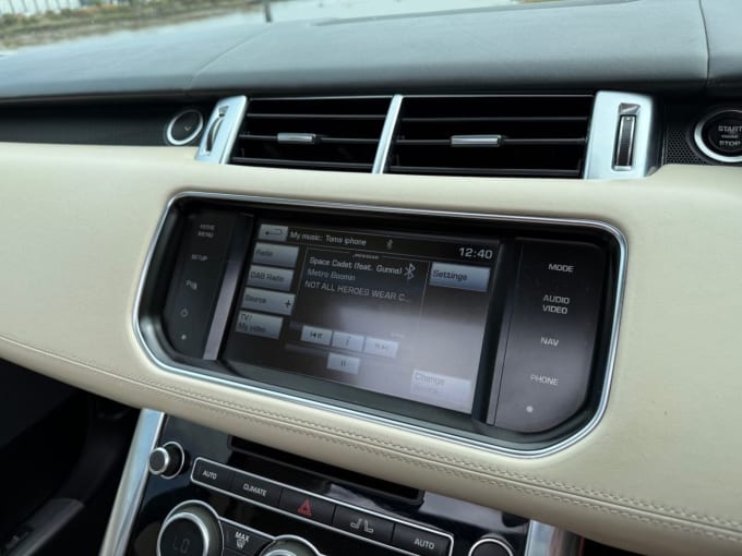 2025 Land Rover Range Rover Sport