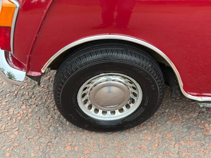2025 Morris Mini