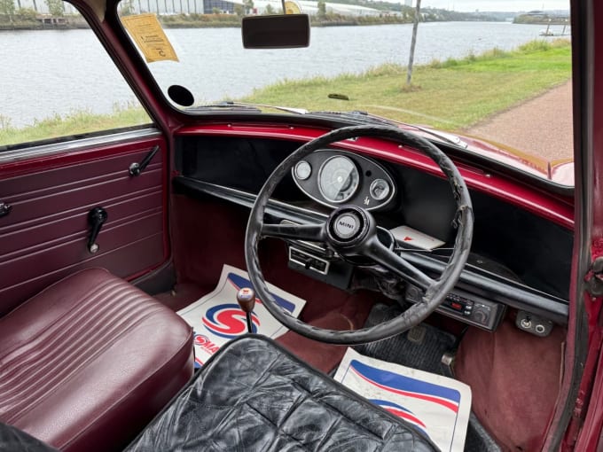 2025 Morris Mini