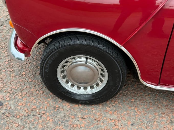 2025 Morris Mini