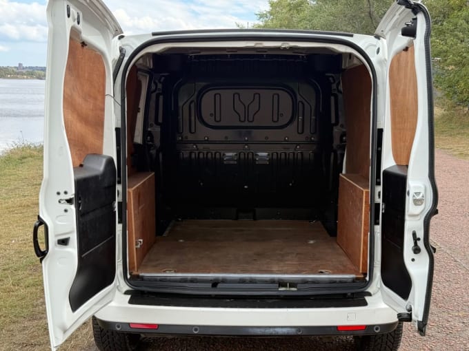 2025 Fiat Doblo