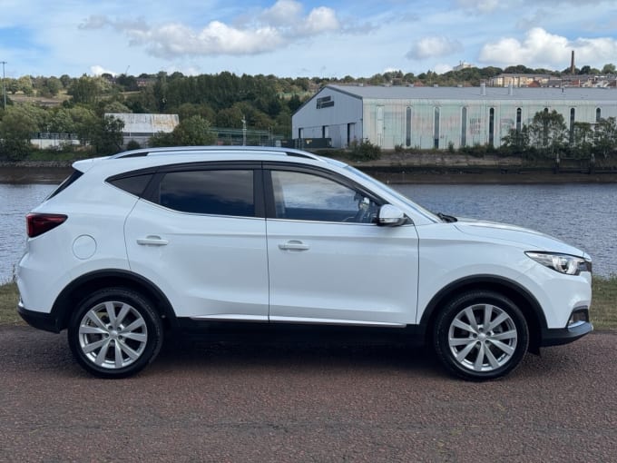 2025 Mg Mg Zs