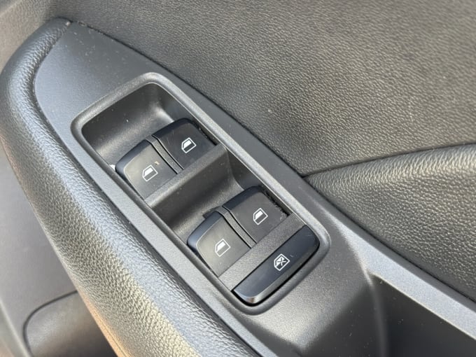 2025 Mg Mg Zs