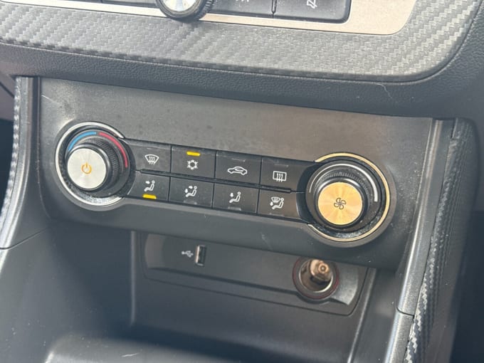 2025 Mg Mg Zs