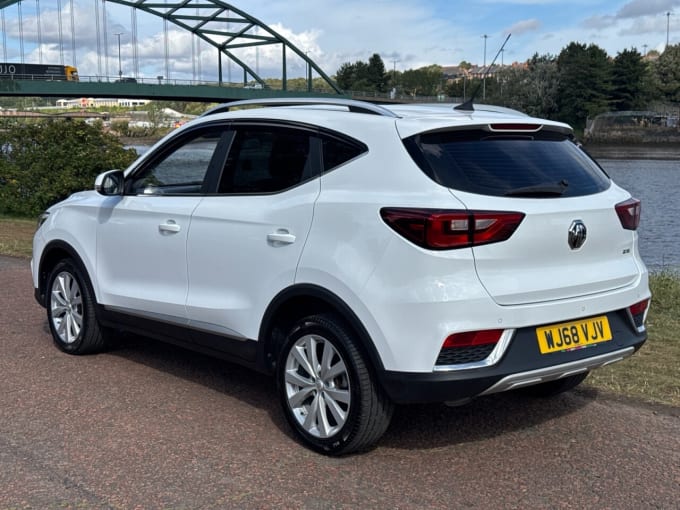 2025 Mg Mg Zs