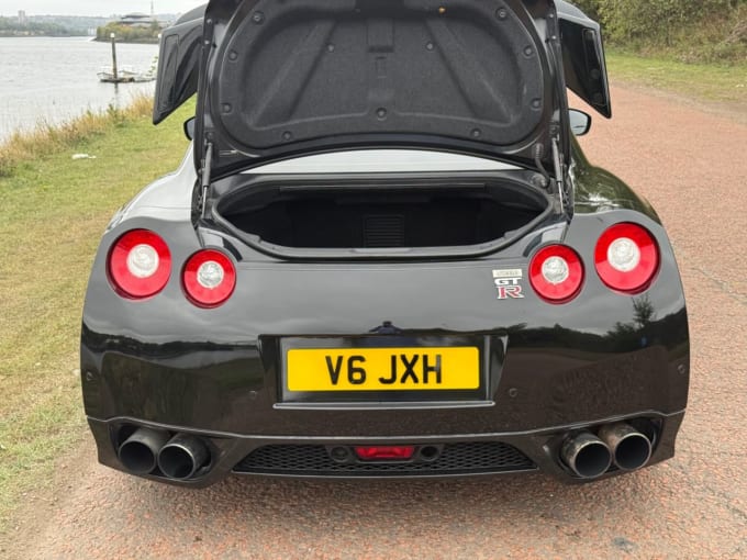 2025 Nissan Gt-r