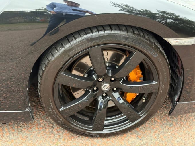 2025 Nissan Gt-r