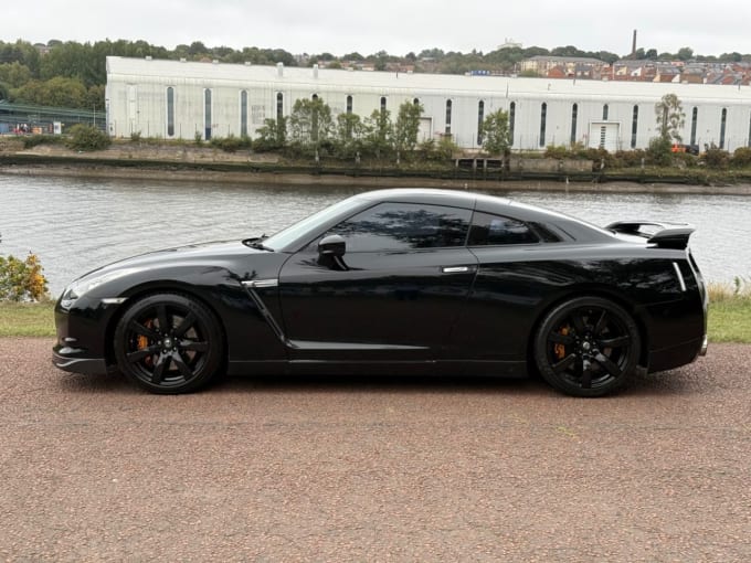 2025 Nissan Gt-r