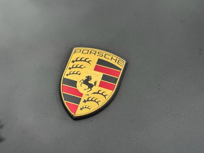 2025 Porsche 911