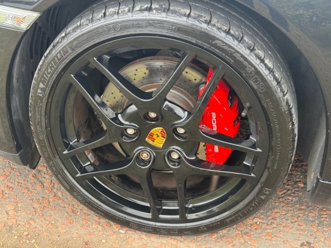 2025 Porsche 911
