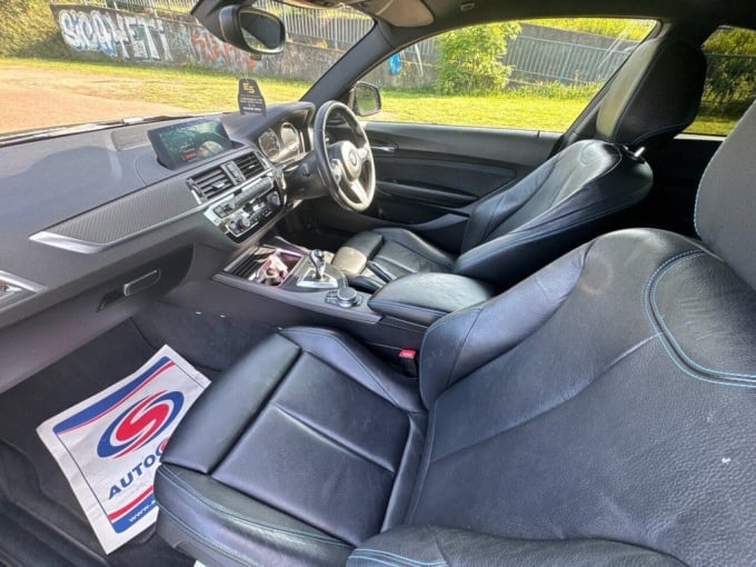 2025 BMW M2