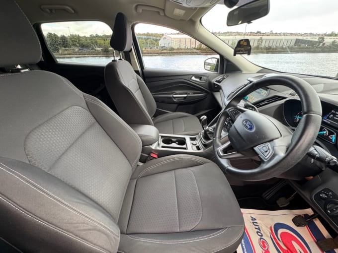 2025 Ford Kuga