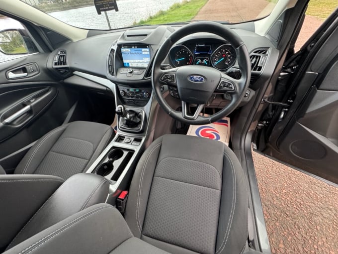 2025 Ford Kuga