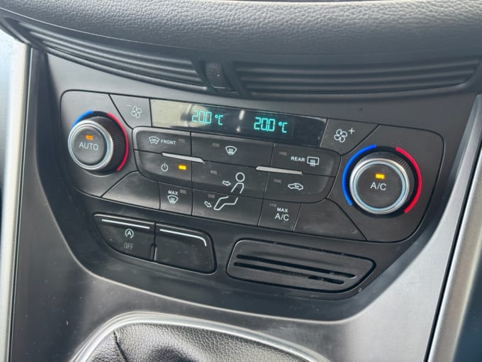 2025 Ford Kuga