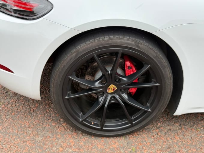 2025 Porsche 718 Cayman