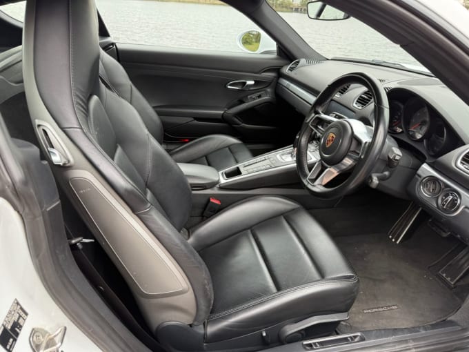 2025 Porsche 718 Cayman