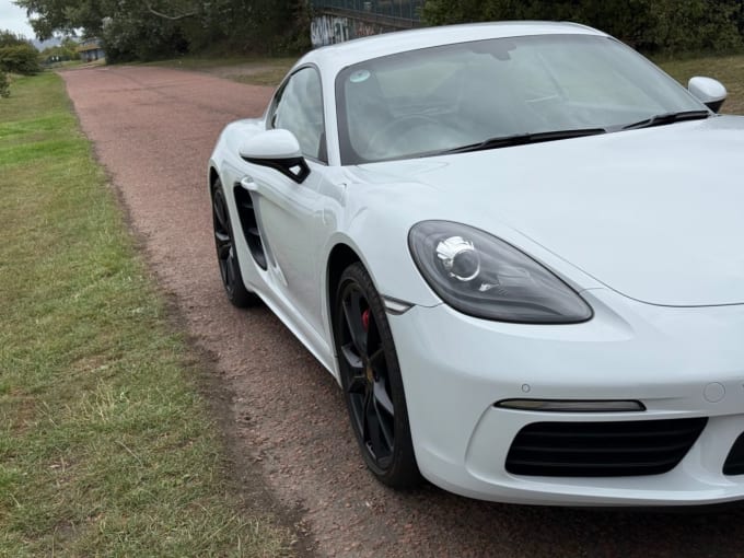 2025 Porsche 718 Cayman