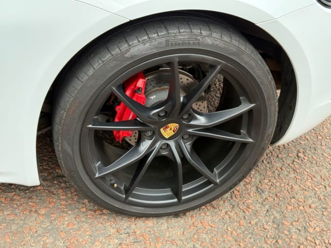 2025 Porsche 718 Cayman