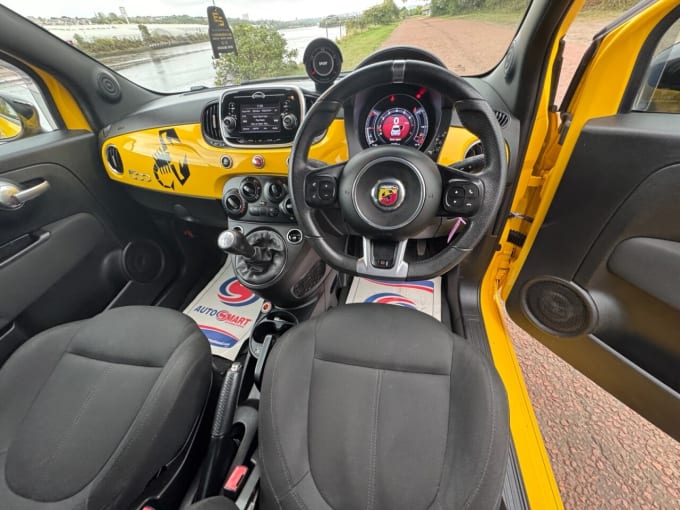 2025 Abarth 595