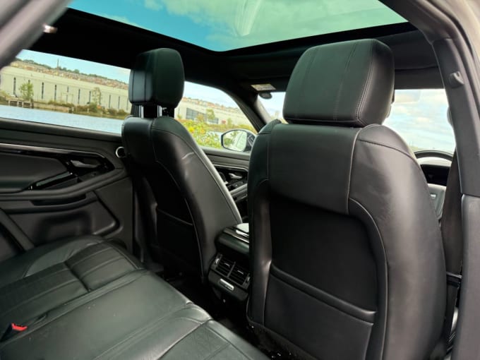 2025 Land Rover Range Rover Evoque
