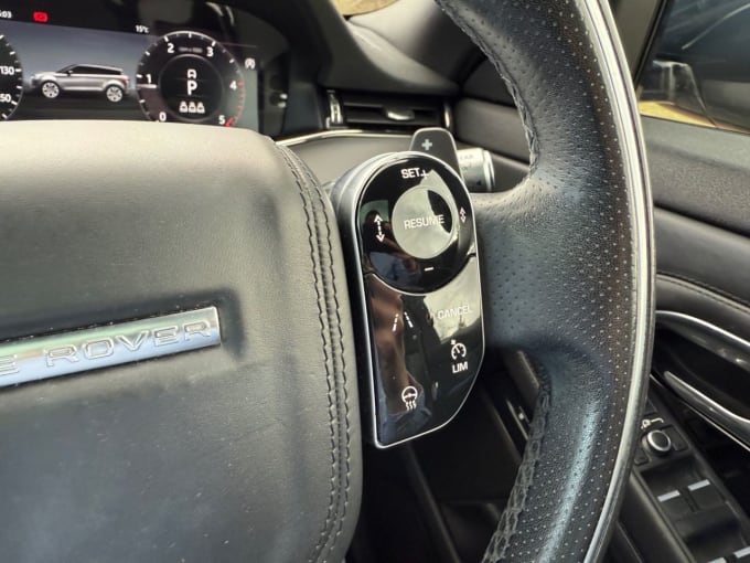 2025 Land Rover Range Rover Evoque