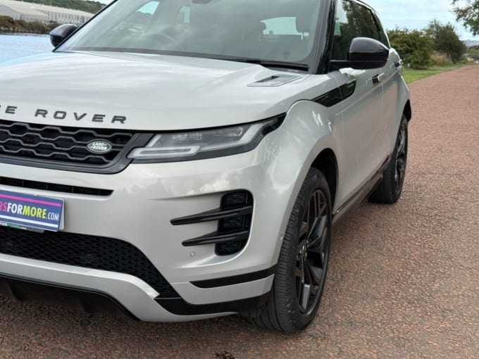 2025 Land Rover Range Rover Evoque