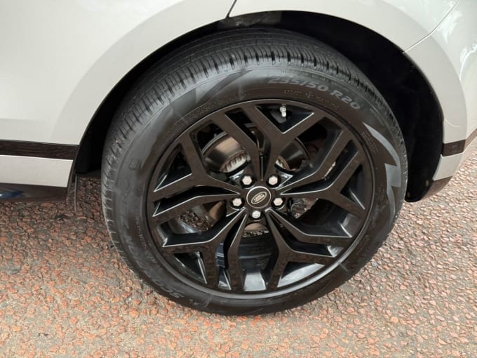 2025 Land Rover Range Rover Evoque