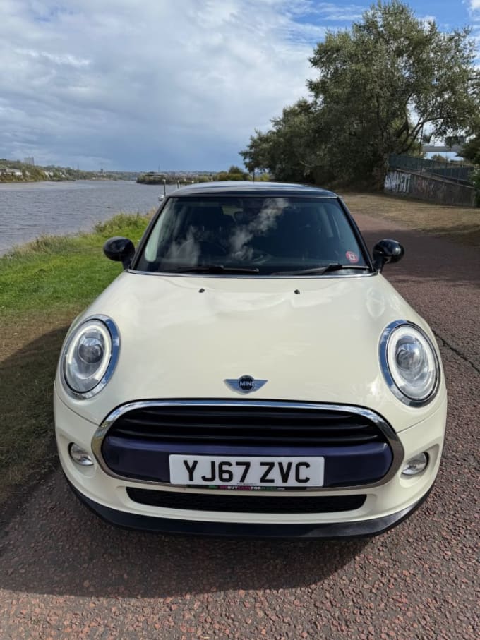 2025 Mini Hatch