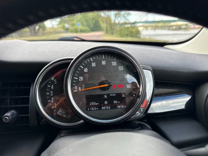 2025 Mini Hatch