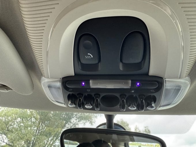 2025 Mini Hatch