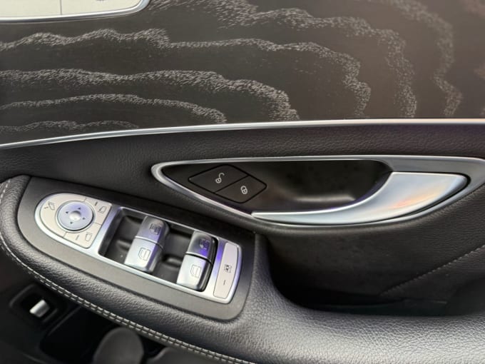 2025 Mercedes-benz C-class