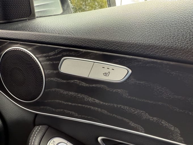 2025 Mercedes-benz C-class