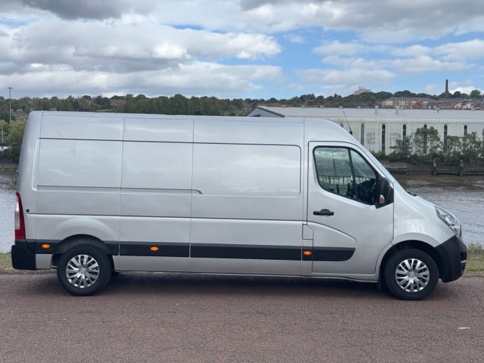 2025 Vauxhall Movano