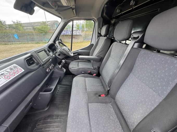 2025 Vauxhall Movano
