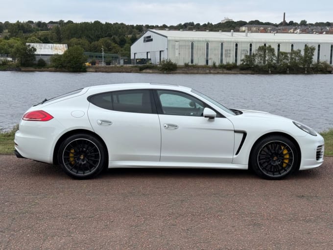2025 Porsche Panamera Turbo S