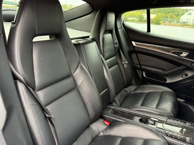 2025 Porsche Panamera Turbo S