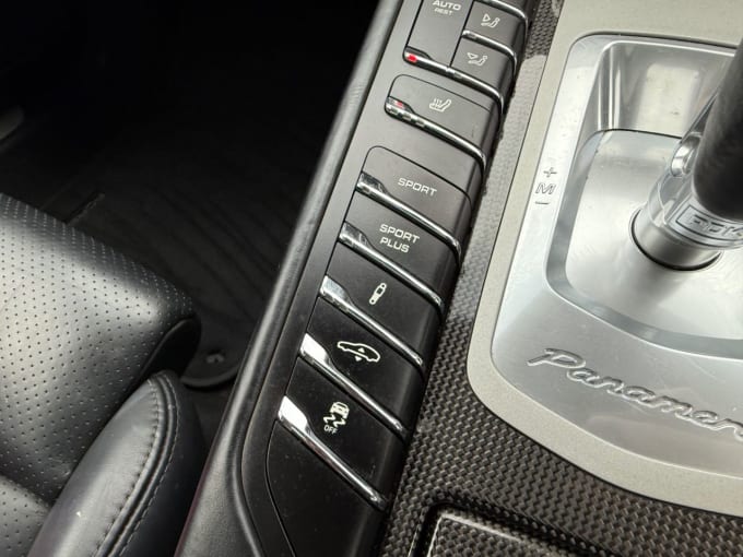 2025 Porsche Panamera Turbo S