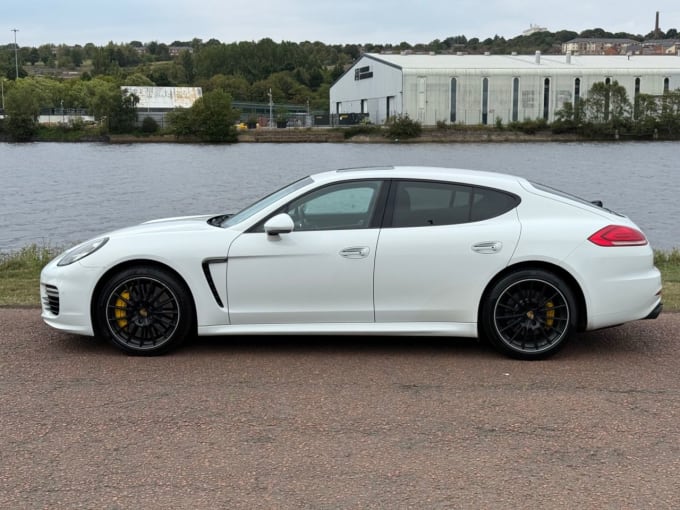 2025 Porsche Panamera Turbo S