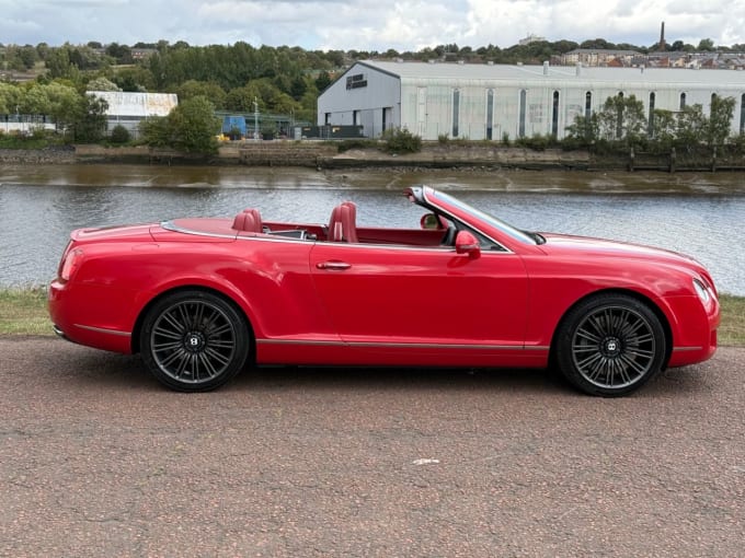 2025 Bentley Continental