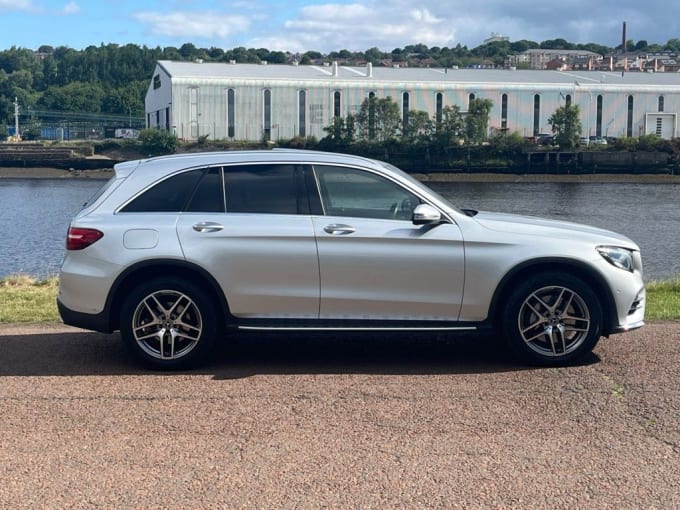 2025 Mercedes-benz Glc