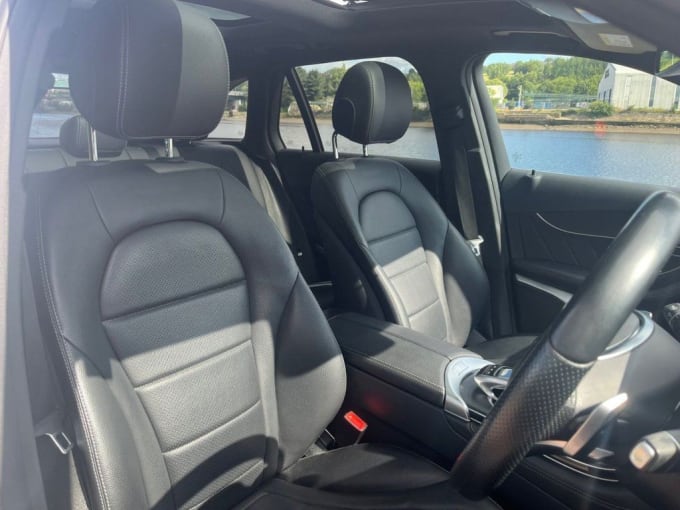2025 Mercedes-benz Glc