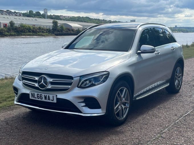 2025 Mercedes-benz Glc