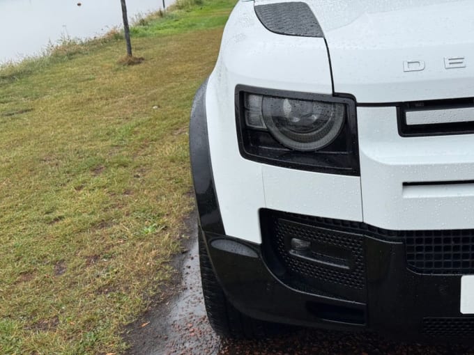 2025 Land Rover Defender
