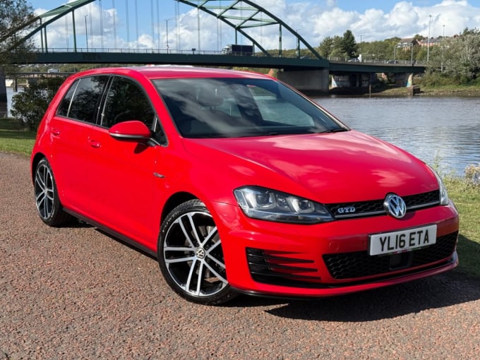 2025 Volkswagen Golf